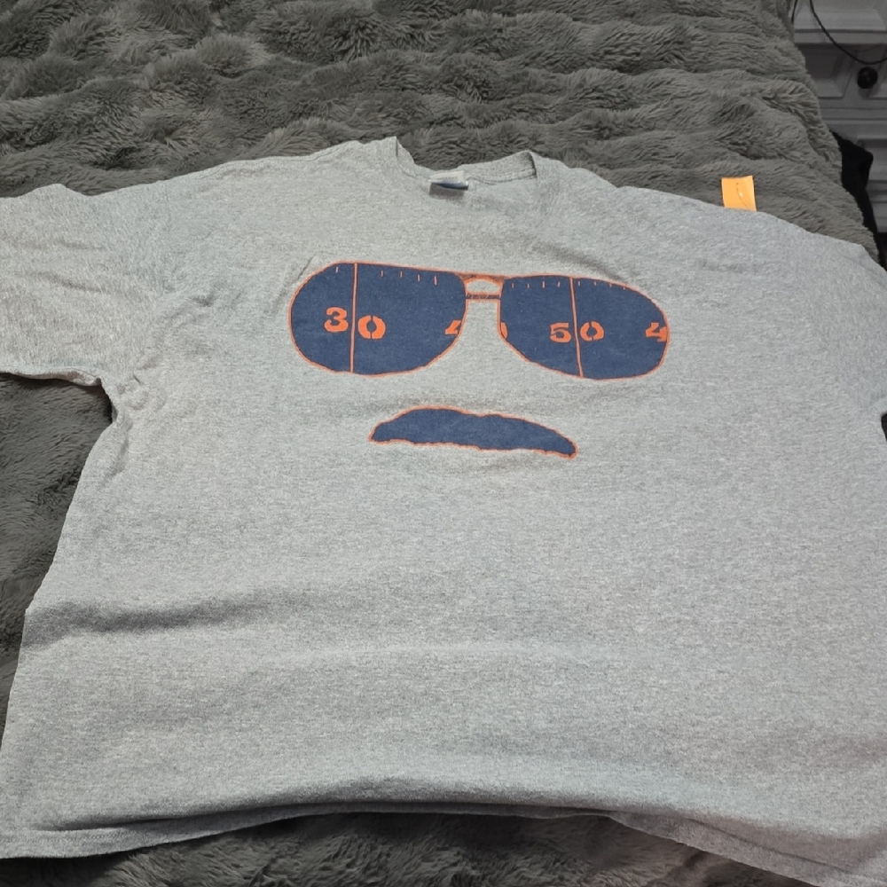 Gildan Heather Gray Cotton Tee